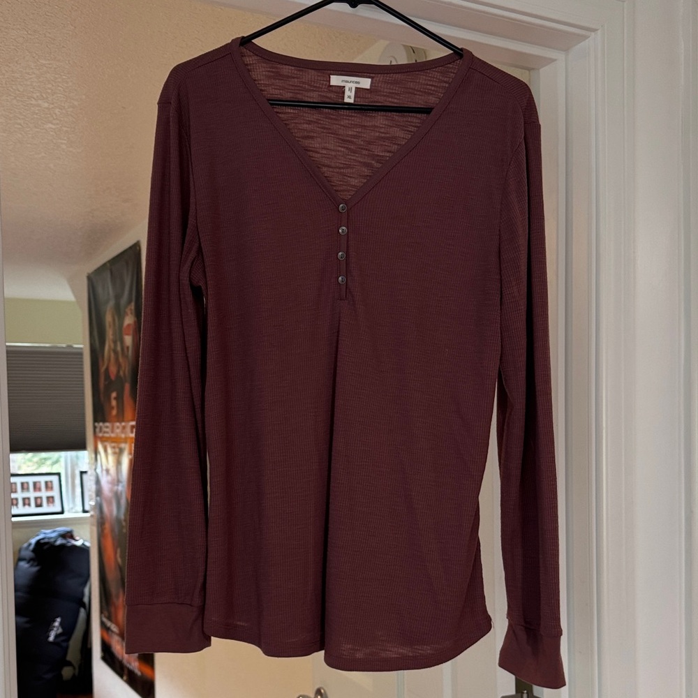 Maurices Purple Long Sleeve V-Neck Top